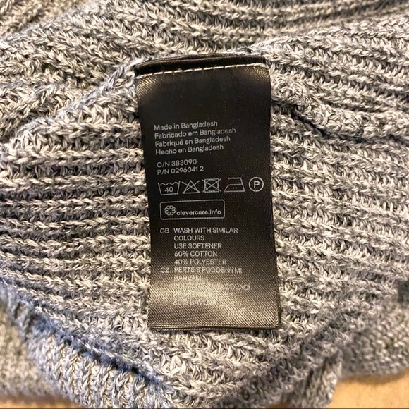 H&M | Side Slit Sweater - Picture 7 of 7